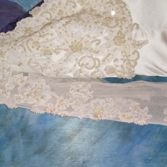 Beautiful white satin beaded sequined net arm sweetheart neckline wedding gown - Picture 5 of 10